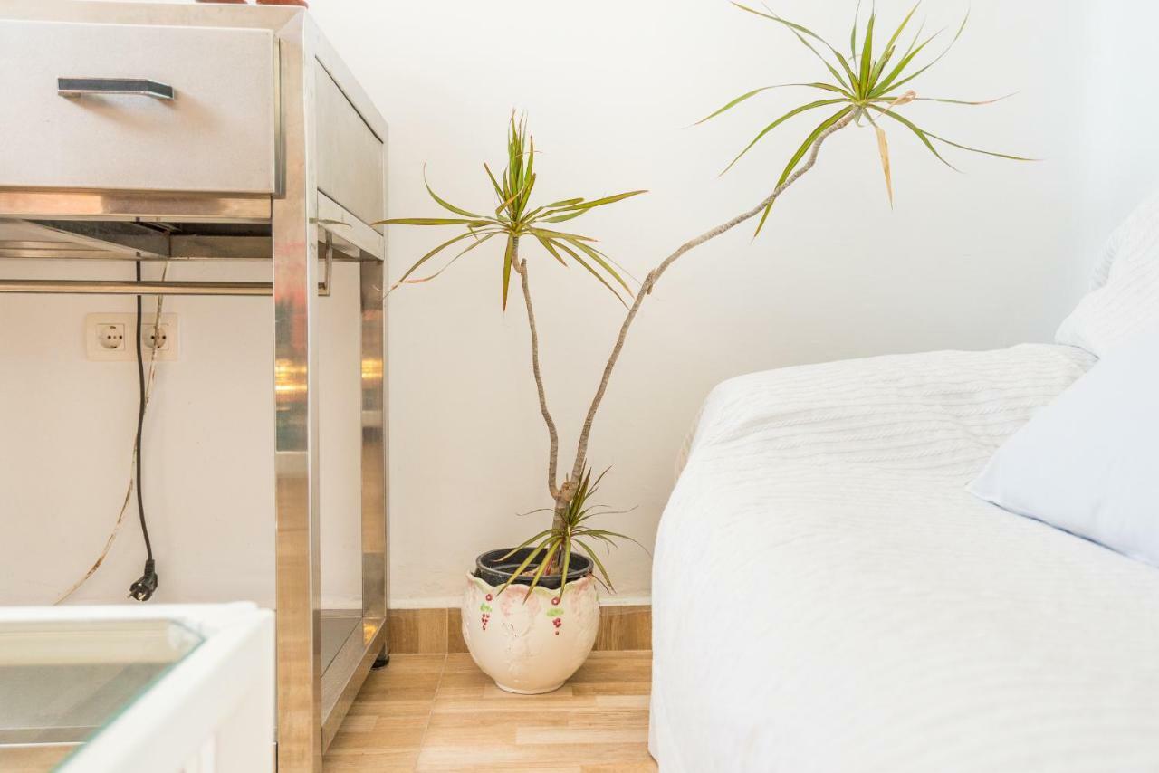 Habitacion Doble En Villa Малага Экстерьер фото